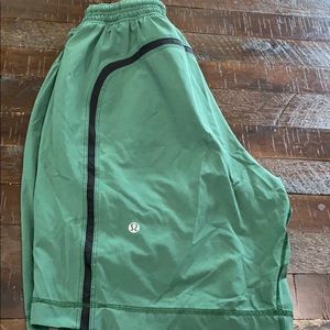 Lululemon short